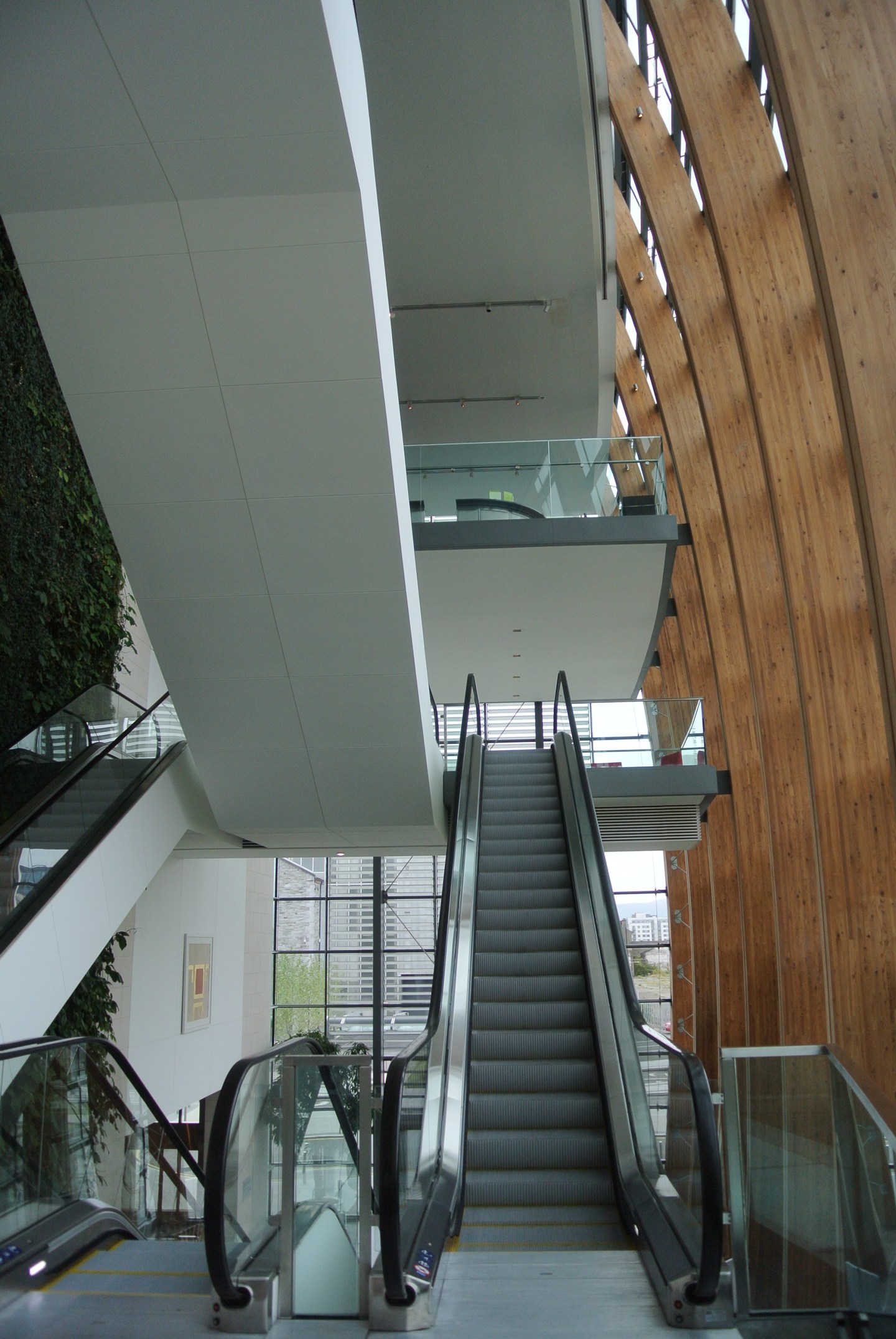 Gibson Hotel, Dublin. Escalator