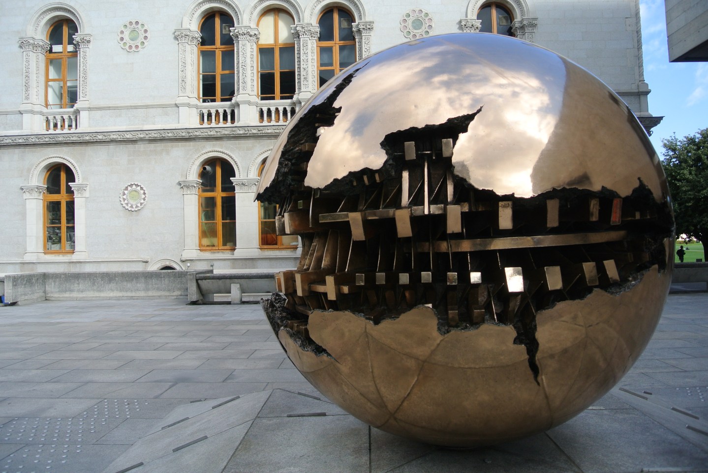 Sphere Within Sphere, sculpture, Trinity College, Dublin