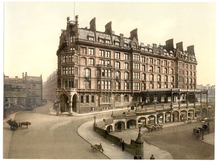 St Enoch's Station c1890-1900. By Photochrom Print Collection [Public domain], via Wikimedia Commons